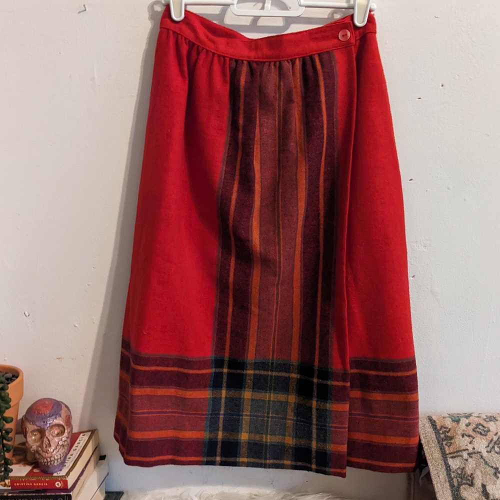 Vintage 70s Bobbie Brooks Wool A-Line Midi Wrap Skirt in Classic Red Plaid
